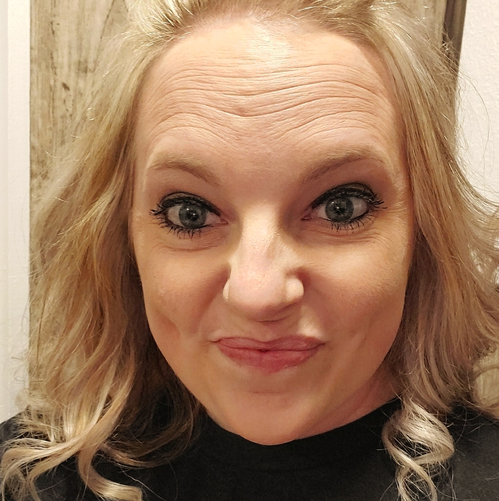 Meet your Posher, Brittani